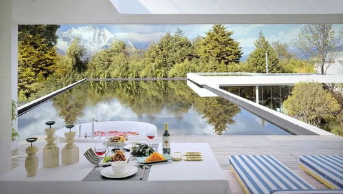 有人專程從新加坡打飛的,只為滾她的床單 30歲人生歸零,她在麗江最美的雪山下造了個莊園,專治所有人的不快樂