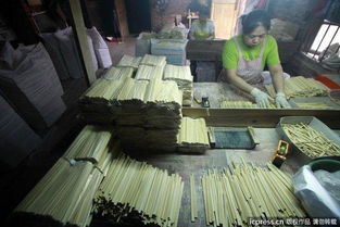 廣西工廠使用工業(yè)石蠟滑石拋光竹筷